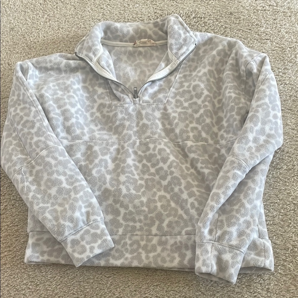 Hippie Rose cheetah Pullover
